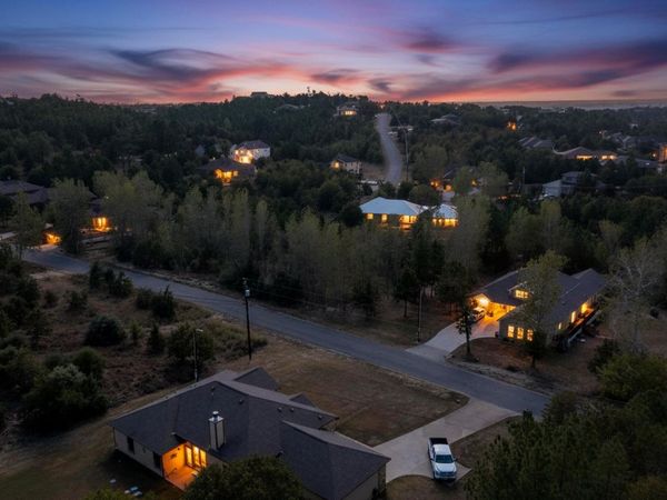 178 Helemano DR , Bastrop, TX 78602