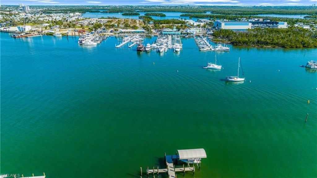 345 Mango St, Unit 406, Fort Myers Beach, FL 33931 Photo