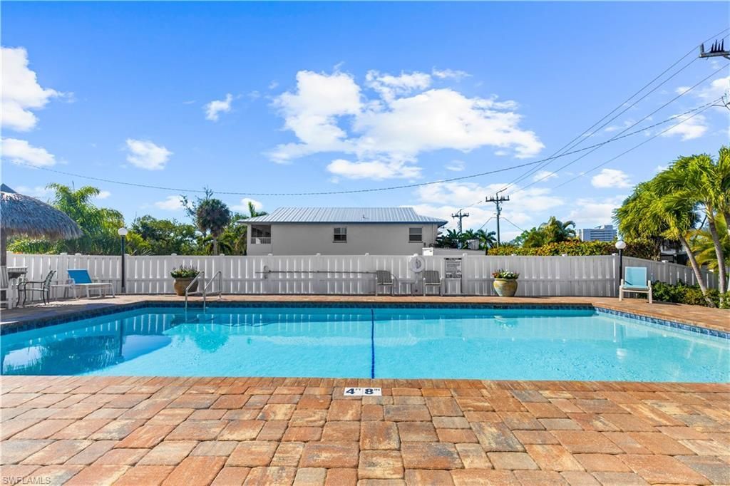 345 Mango St, Unit 406, Fort Myers Beach, FL 33931 Photo