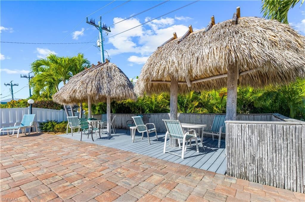 345 Mango St, Unit 406, Fort Myers Beach, FL 33931 Photo