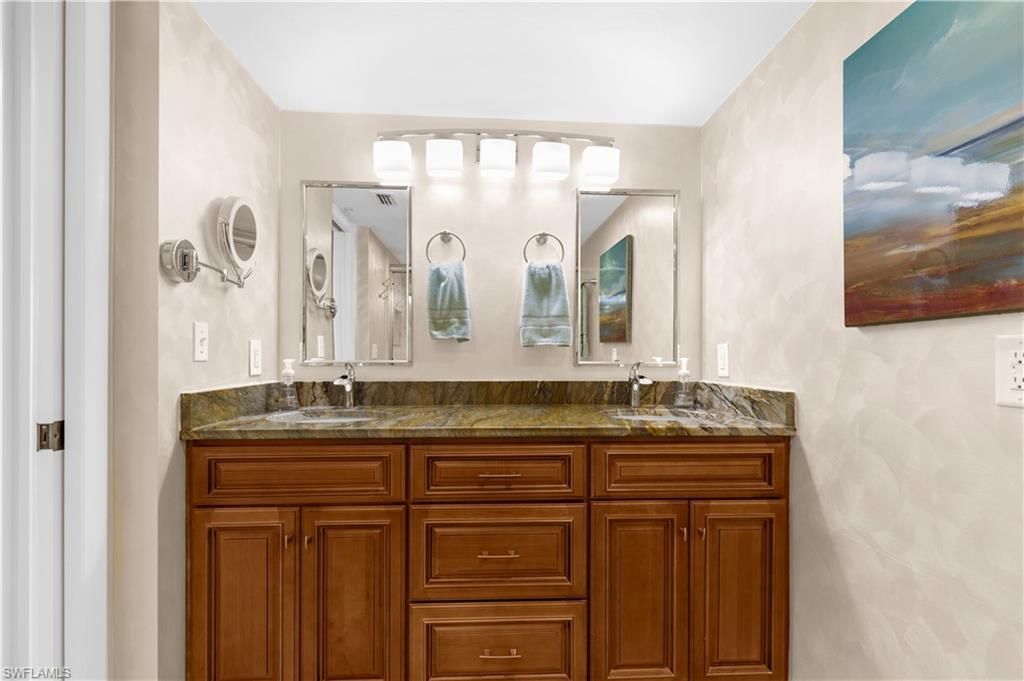 345 Mango St, Unit 406, Fort Myers Beach, FL 33931 Photo