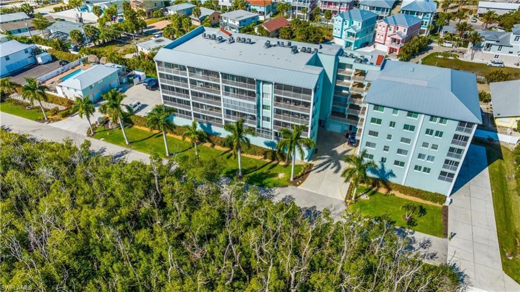 345 Mango St, Unit 406, Fort Myers Beach, FL 33931 Photo
