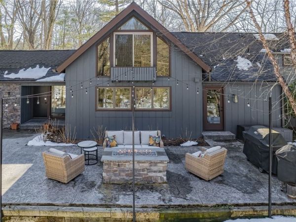 109 Tanglewood Court, Webster, NY 14580