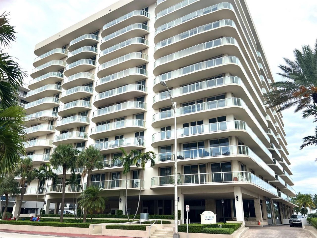 8855 W Collins Ave , Unit 6E, Surfside, FL 33154 Photo