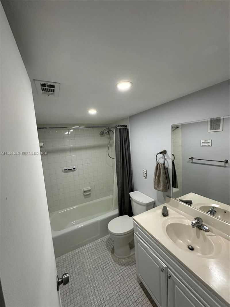 11228 NW 14th Ct , Pembroke Pines, FL 33026 Photo