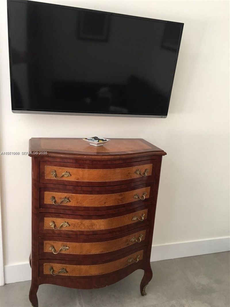 119 Menores Ave , Unit 8A, Coral Gables, FL 33134 Photo