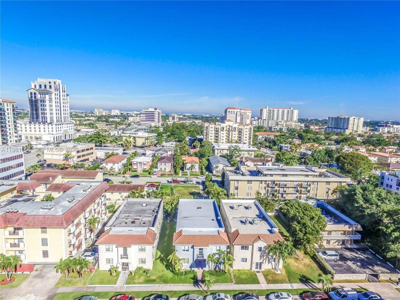 119 Menores Ave , Unit 8A, Coral Gables, FL 33134 Photo