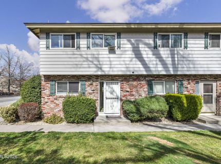 312 Smithridge Park, Reno, NV 89502 Photo