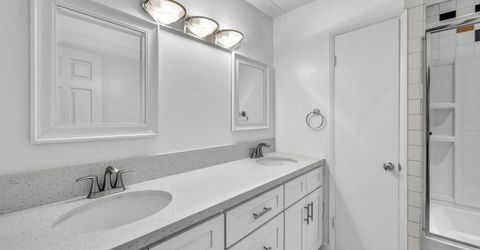 312 Smithridge Park, Reno, NV 89502 Photo