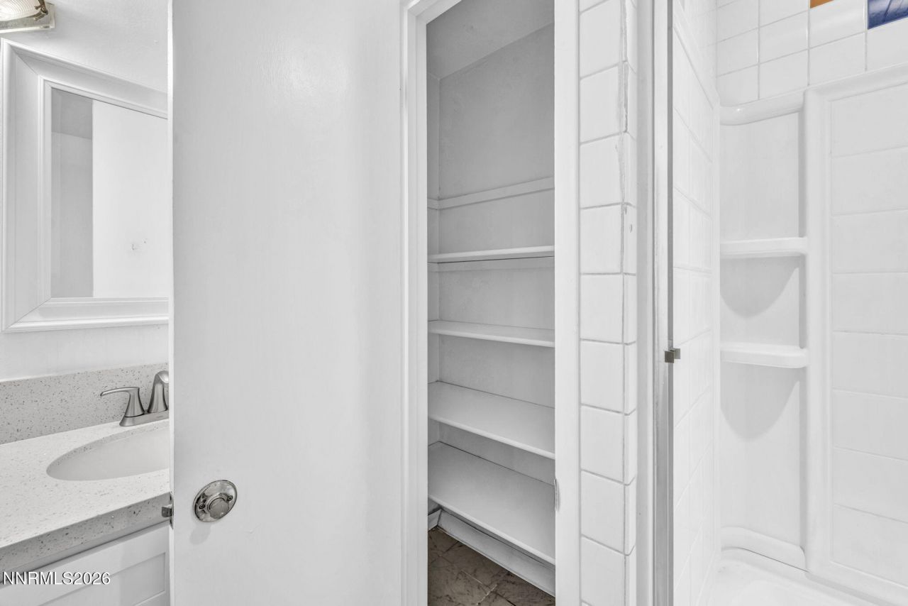 312 Smithridge Park, Reno, NV 89502 Photo