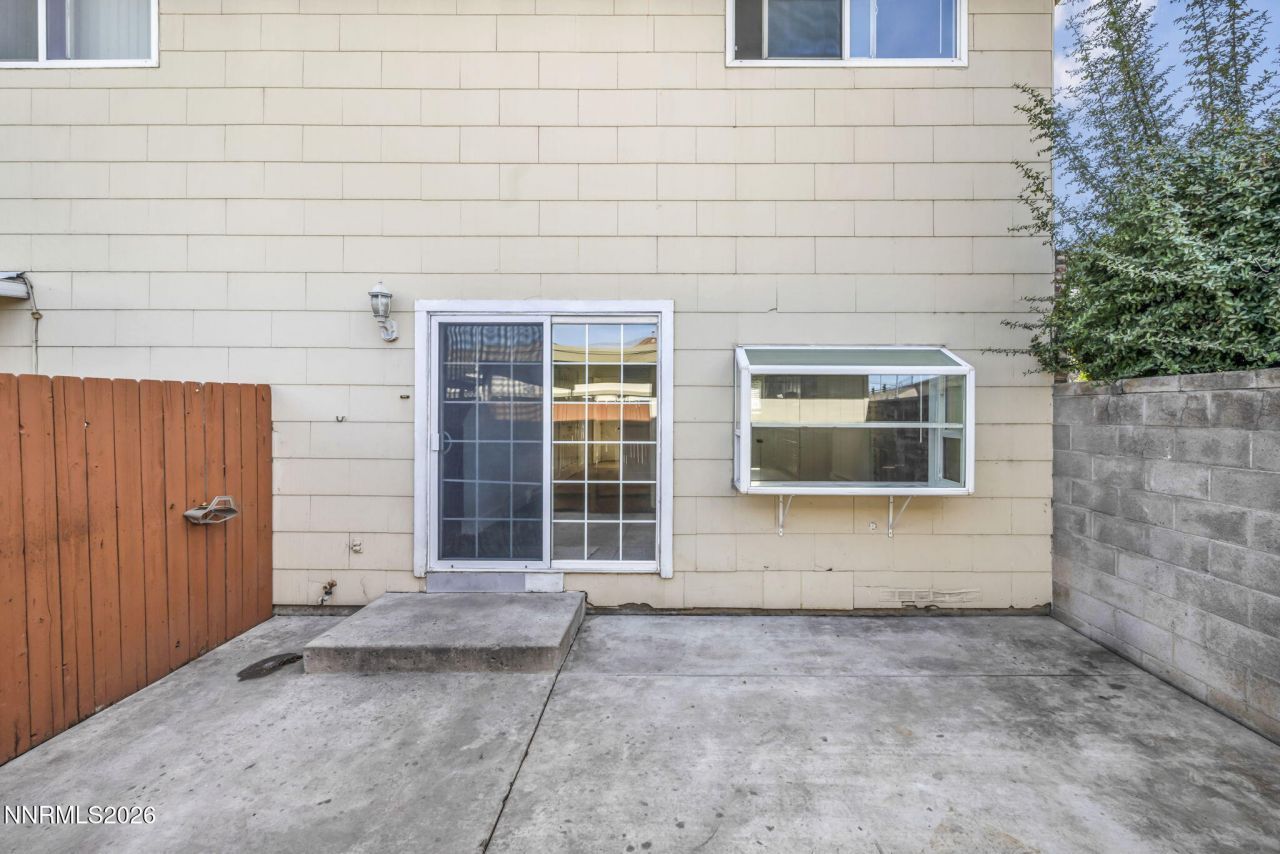 312 Smithridge Park, Reno, NV 89502 Photo