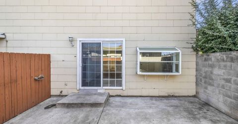 312 Smithridge Park, Reno, NV 89502 Photo