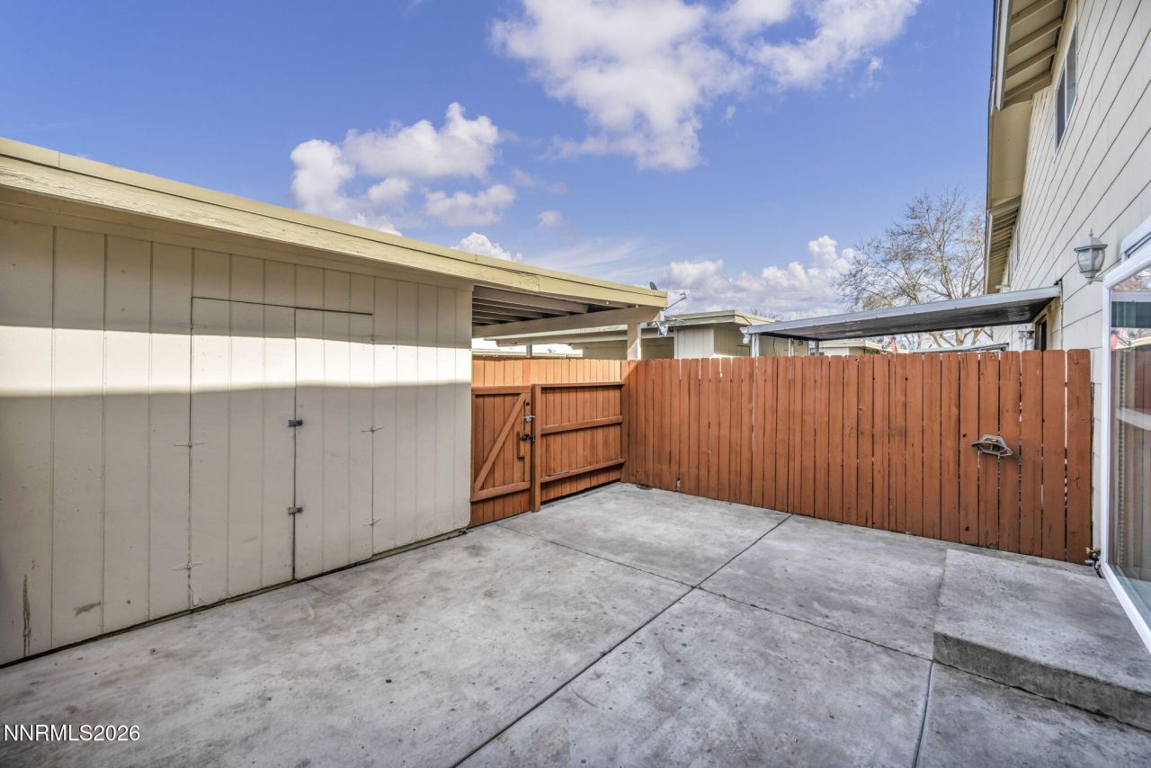 312 Smithridge Park, Reno, NV 89502 Photo