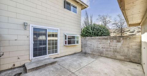 312 Smithridge Park, Reno, NV 89502 Photo