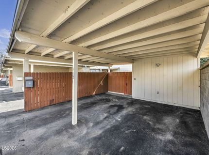 312 Smithridge Park, Reno, NV 89502 Photo