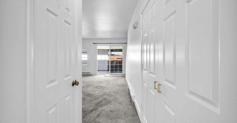 312 Smithridge Park, Reno, NV 89502 Photo