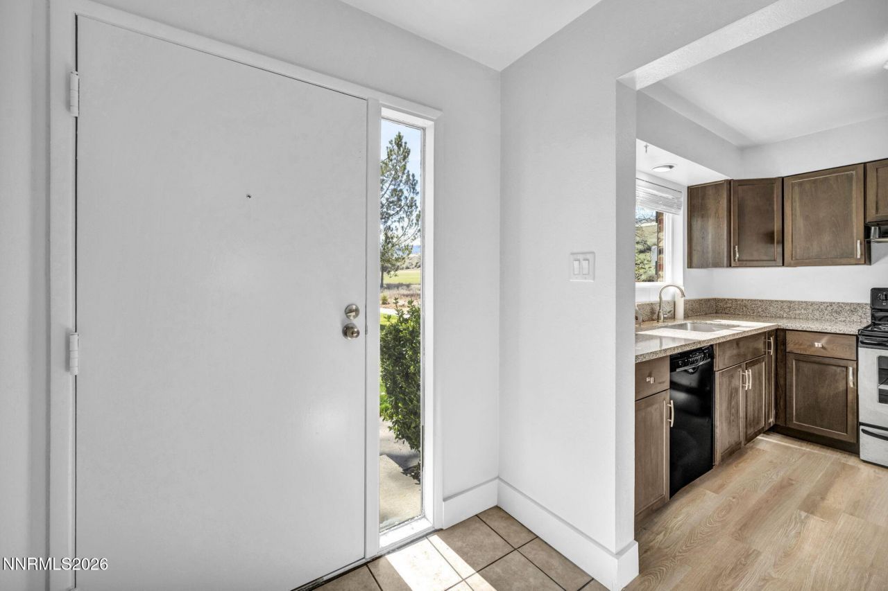 312 Smithridge Park, Reno, NV 89502 Photo