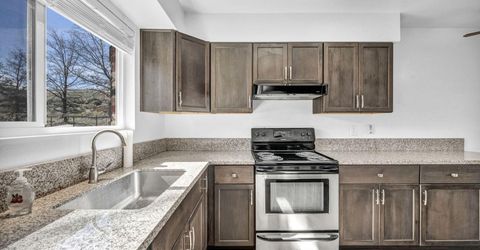 312 Smithridge Park, Reno, NV 89502 Photo