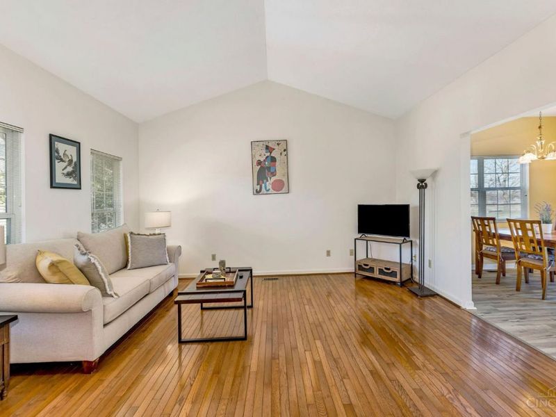 209 Morgan Circle, Oxford, OH 45056 Photo 4