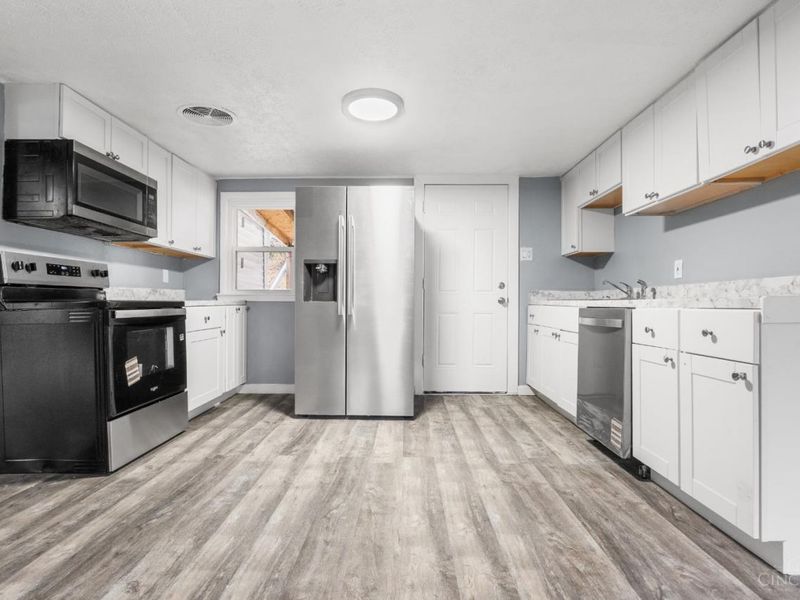 234 McGuire Lane, Reading, OH 45215 Photo 9