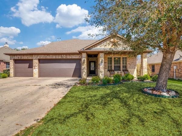 1407 Country Creek Trail, Wylie, TX 75098