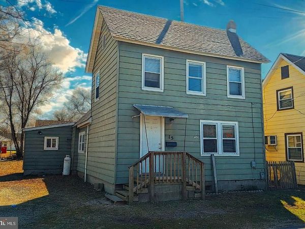 15 E 4TH STREET, BLADES, DE 19973