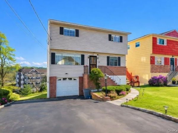 65 Skymeadow Place, Elmsford, NY 10523