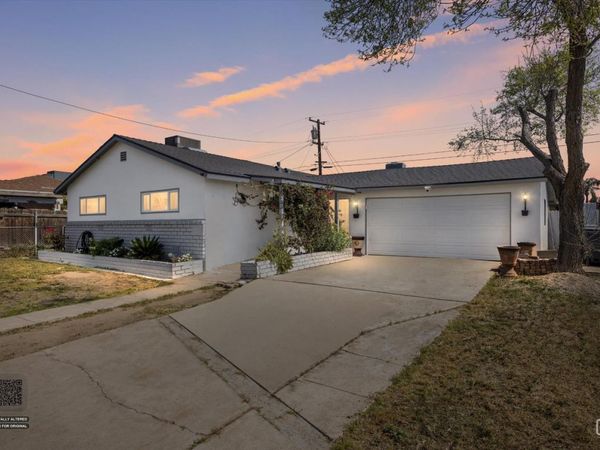 3212 Timothy Street, Bakersfield, CA 93304