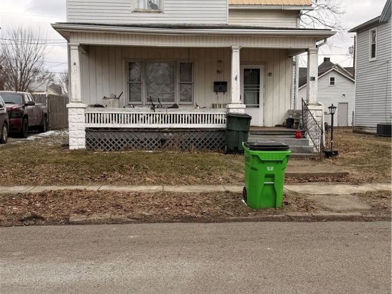 912 Orchard Street, Coshocton, OH 43812 Photo 1