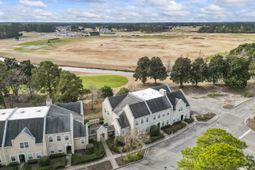 4574 Girvan Dr.  photo 4