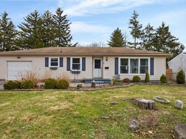 8 Merrydale Drive, Gates, NY 14624