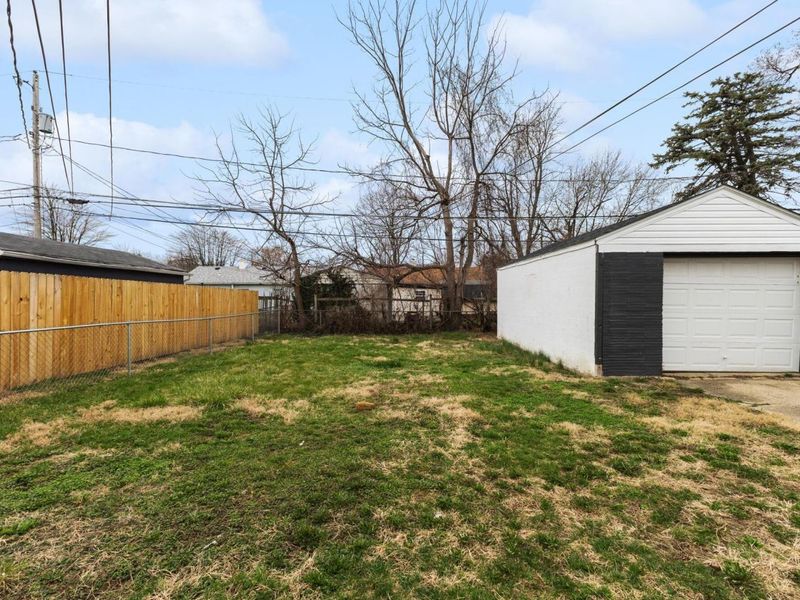 225 Santa Maria Lane, Columbus, OH 43213 Photo 27