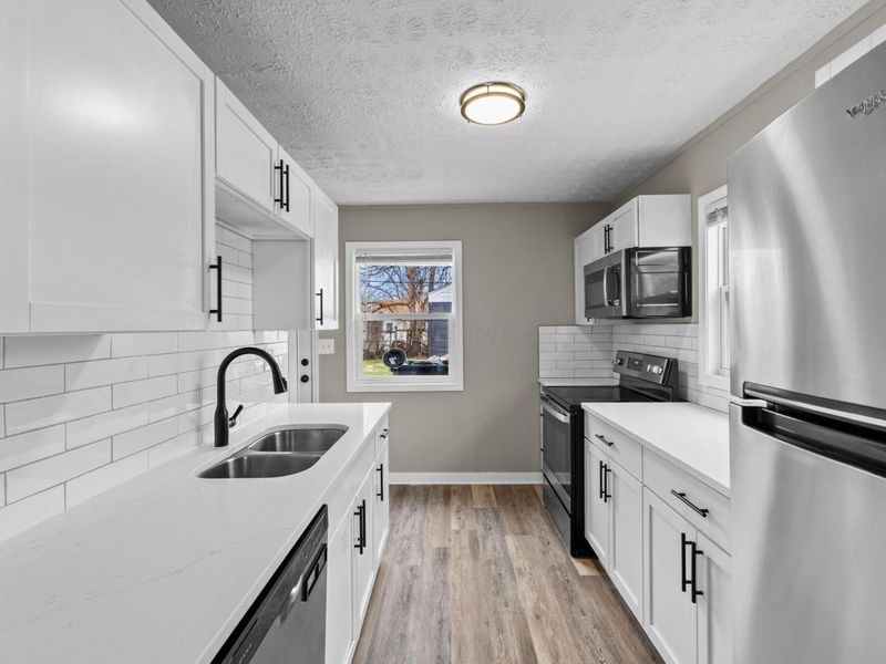 225 Santa Maria Lane, Columbus, OH 43213 Photo 9