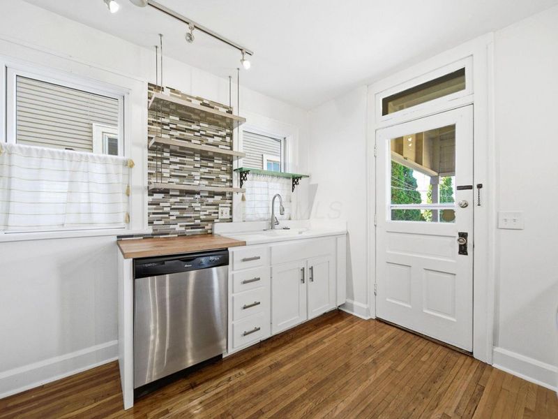 2717 Hibbert Avenue, Columbus, OH 43202 Photo 24