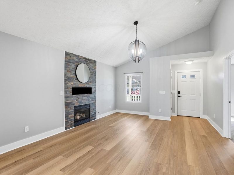 8251 Tegmen Street, Columbus, OH 43240 Photo 6