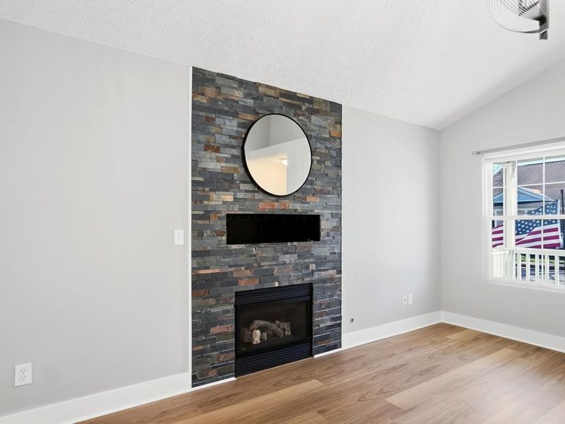 8251 Tegmen Street, Columbus, OH 43240 Photo 7