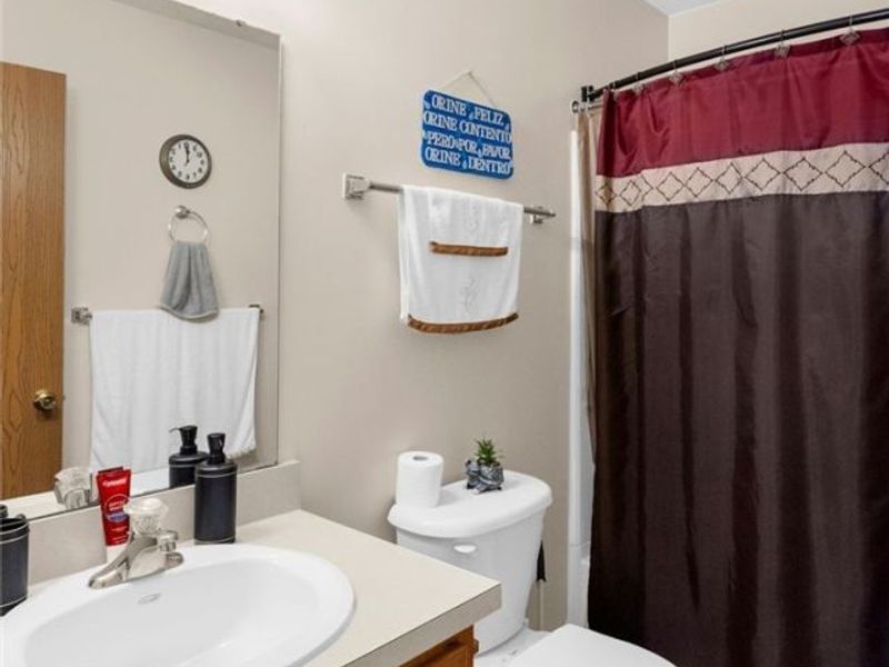 3786 Choice Court, Youngstown, OH 44505 Photo 13