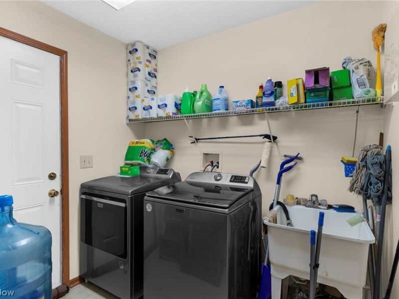 3786 Choice Court, Youngstown, OH 44505 Photo 19