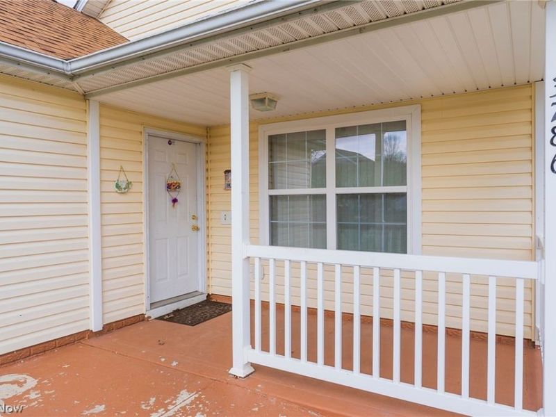 3786 Choice Court, Youngstown, OH 44505 Photo 3