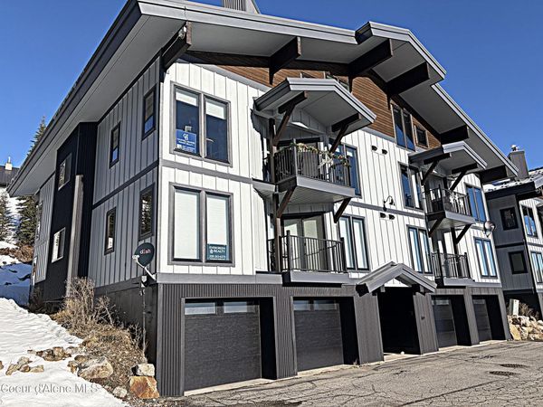 155 Crystal Springs RD , Unit # 402, Sandpoint, ID 83864