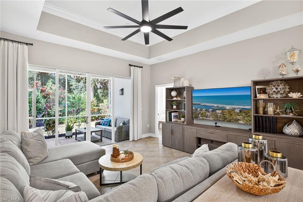 8180 Sanctuary Dr, Unit 2, Naples, FL 34104 Photo