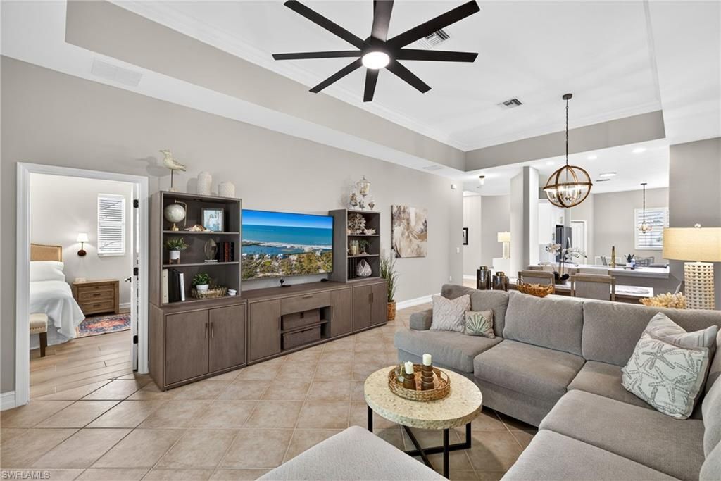 8180 Sanctuary Dr, Unit 2, Naples, FL 34104 Photo