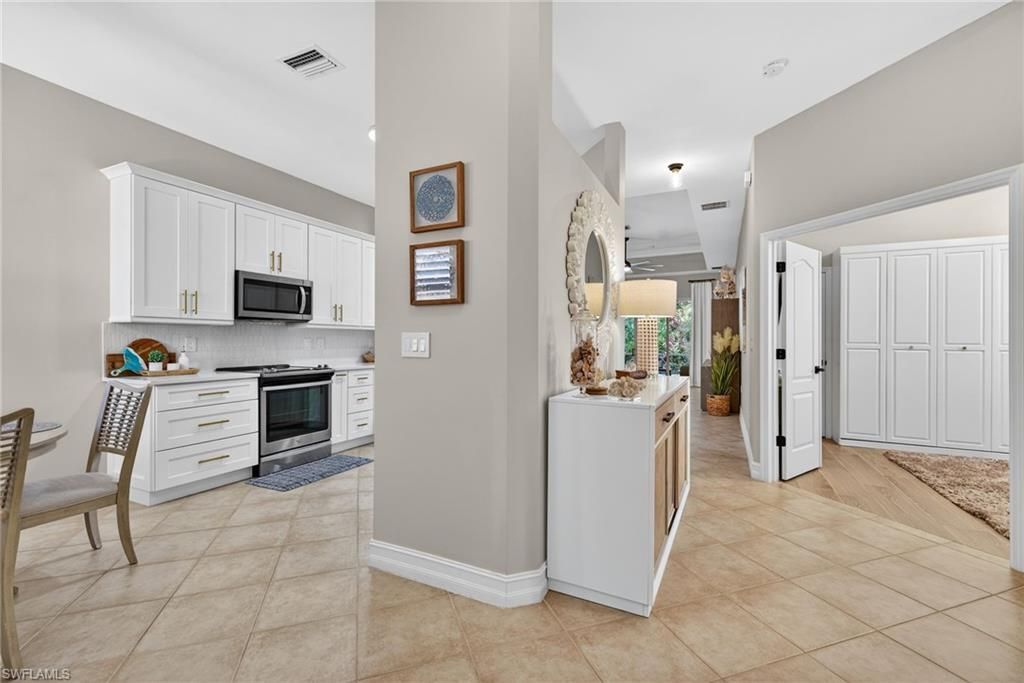8180 Sanctuary Dr, Unit 2, Naples, FL 34104 Photo
