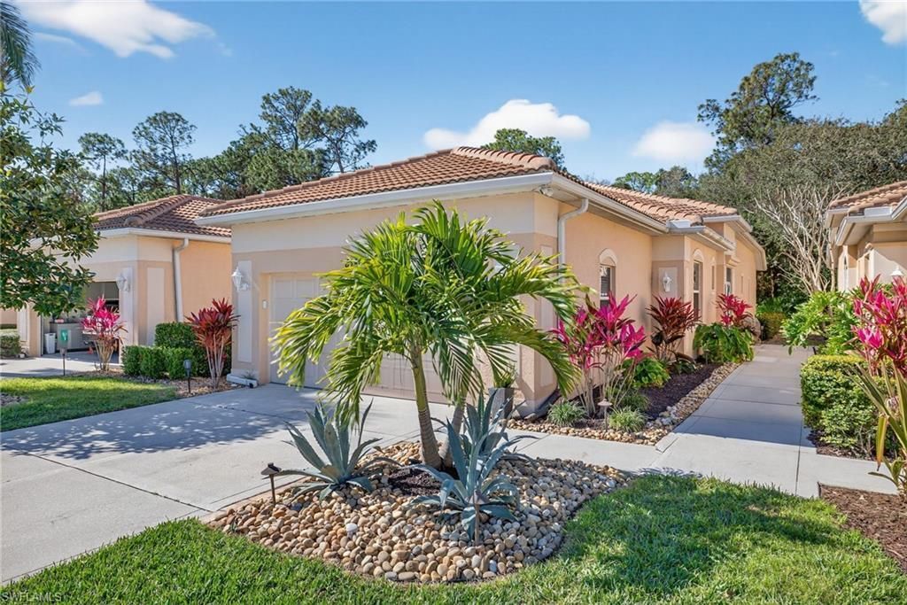 8180 Sanctuary Dr, Unit 2, Naples, FL 34104 Photo