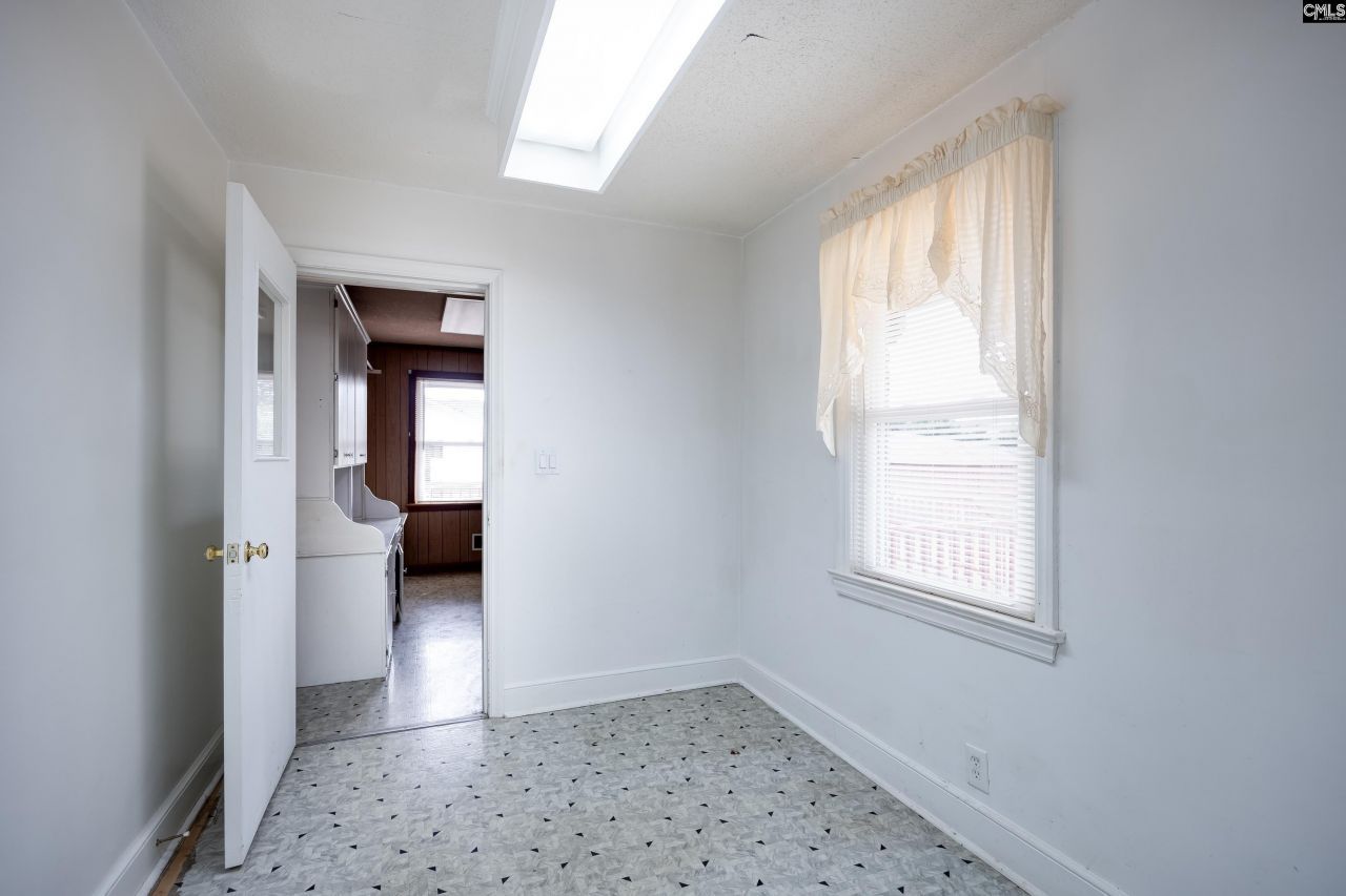 215 Castle Drive Photo 23