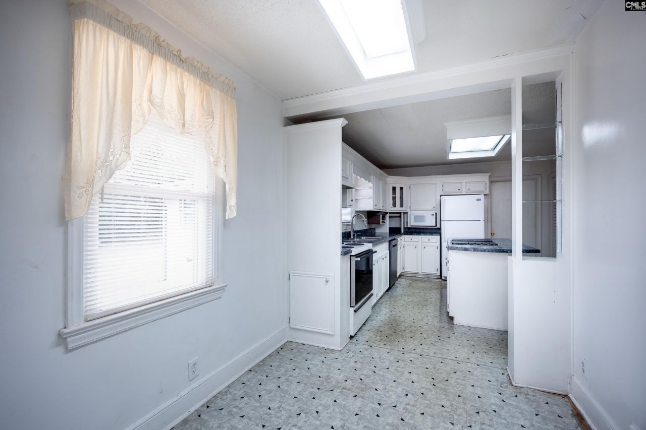 215 Castle Drive Photo 24