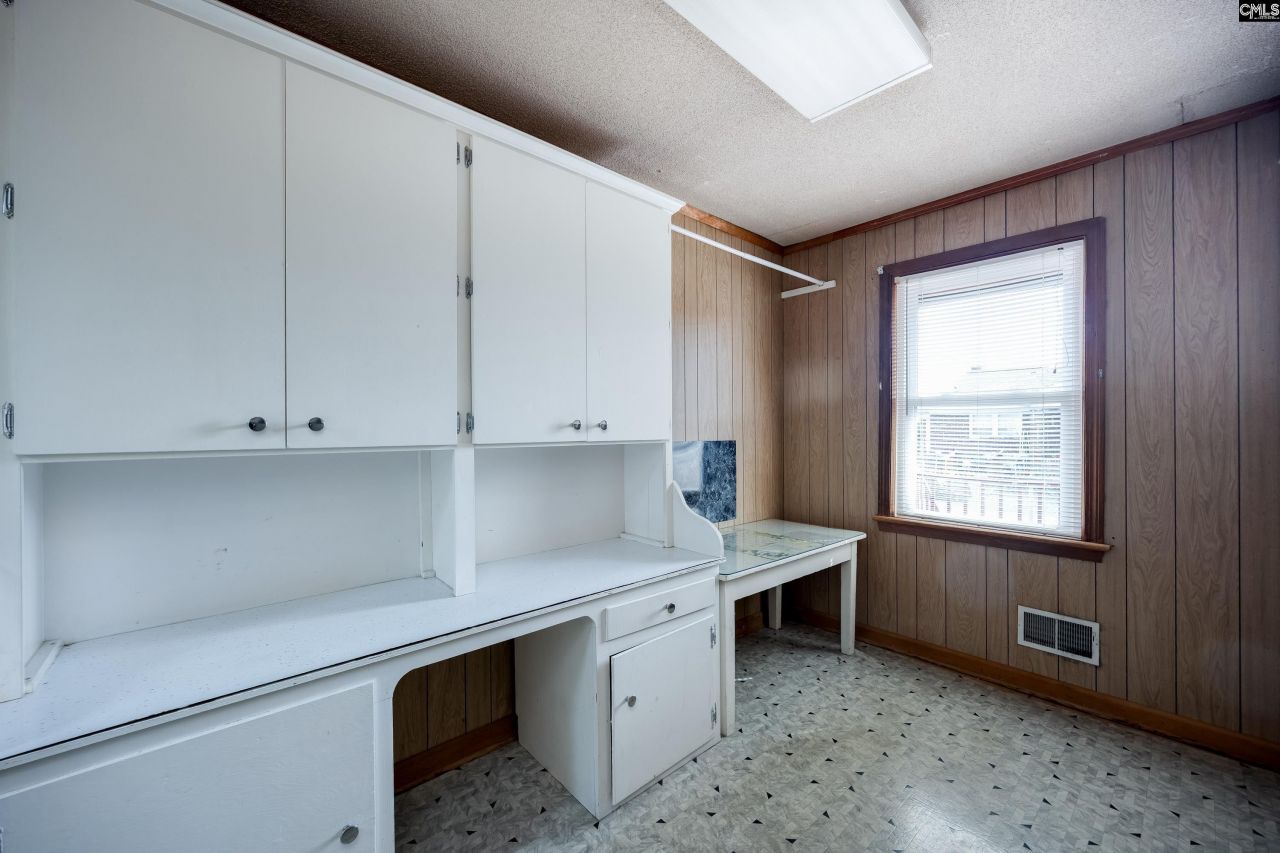 215 Castle Drive Photo 26