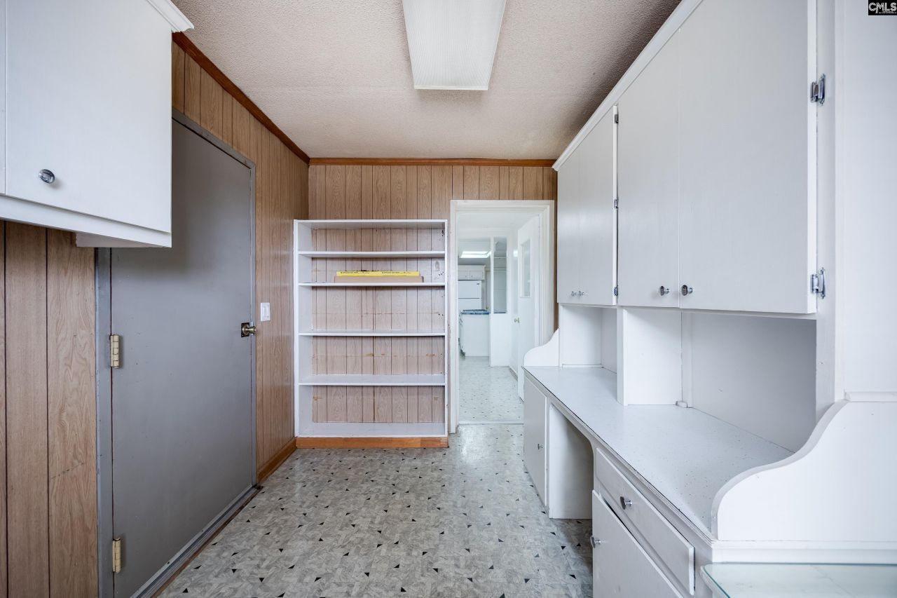 215 Castle Drive Photo 27