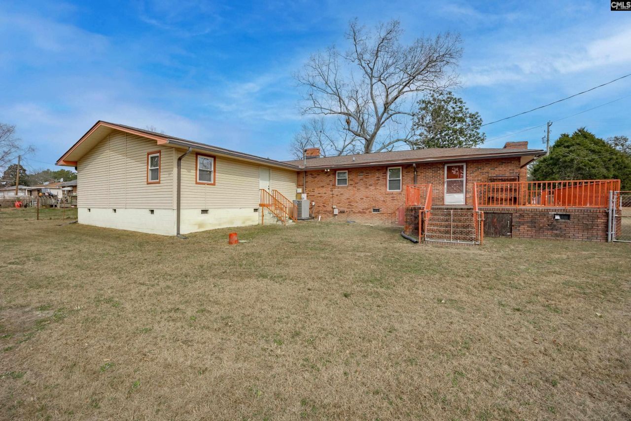 215 Castle Drive Photo 42