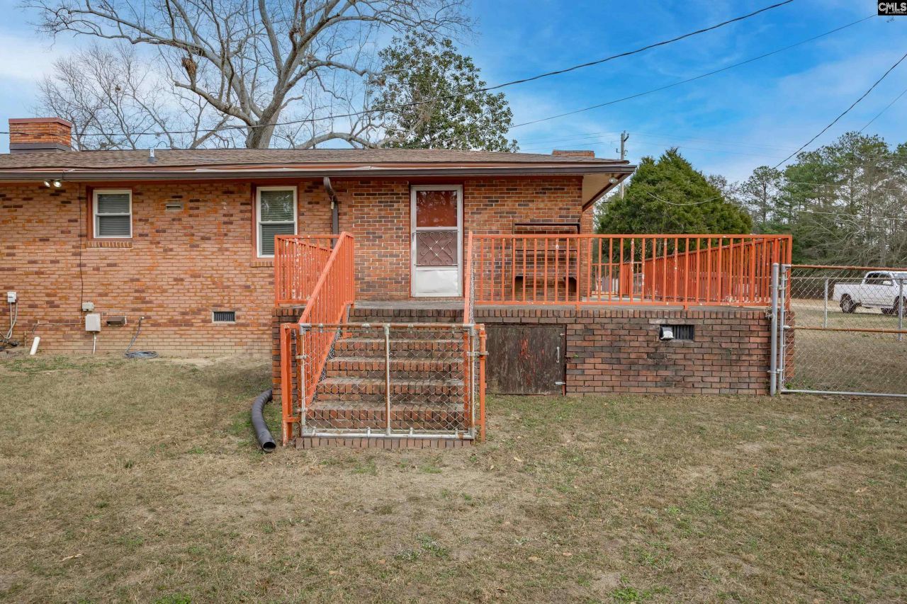 215 Castle Drive Photo 43